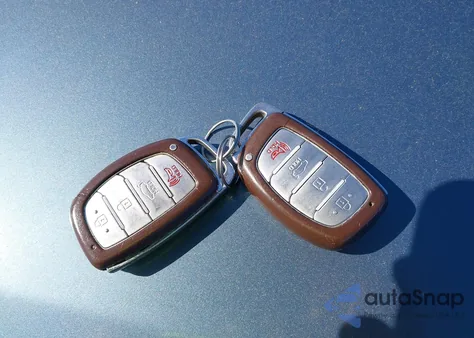 2016 Hyundai Sonata Hybrid Limited from USA, damaged, VIN KMHE34L16GA019435